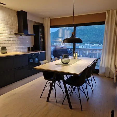 2 Bedroom In Mellomvegen Panorama * Тромсё