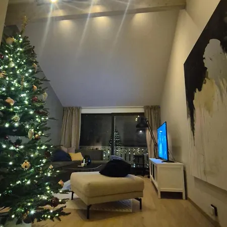 Lägenhet 2 Bedroom In Mellomvegen Panorama