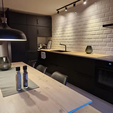 Апартаменты 2 Bedroom In Mellomvegen Panorama