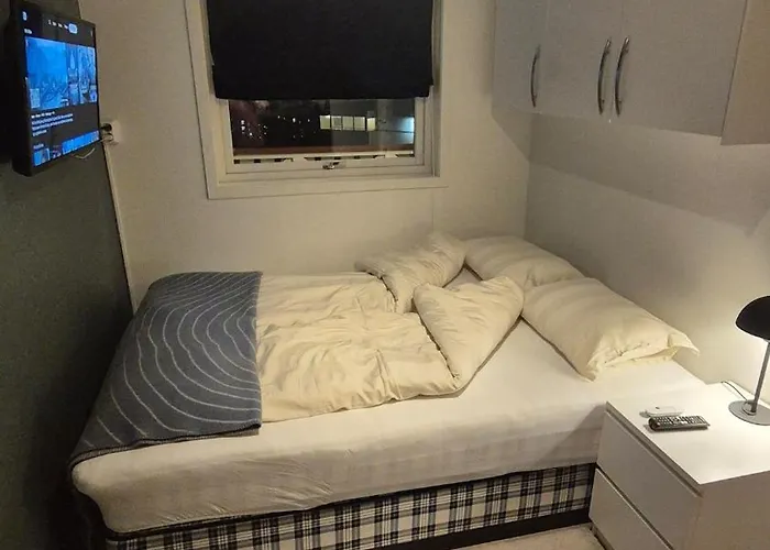 2 Bedroom In Mellomvegen Panorama 아파트 트롬쇠