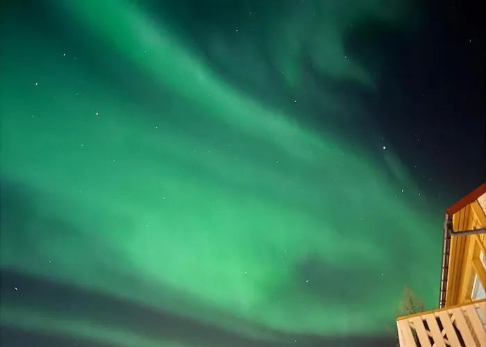 2 Bedroom In Mellomvegen Panorama * Tromsø