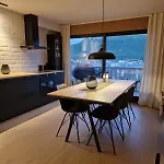 2 Bedroom In Mellomvegen Panorama * Τρόμσο