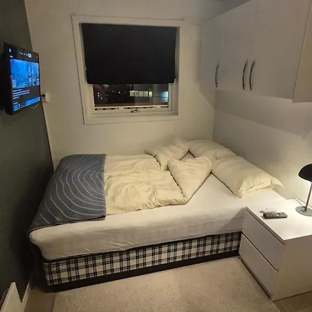 2 Bedroom In Mellomvegen Panorama Apartamento Tromsø